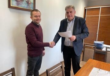 podpisanie umowy- projekt kanalizacji w miejscowości Ptaszkowa